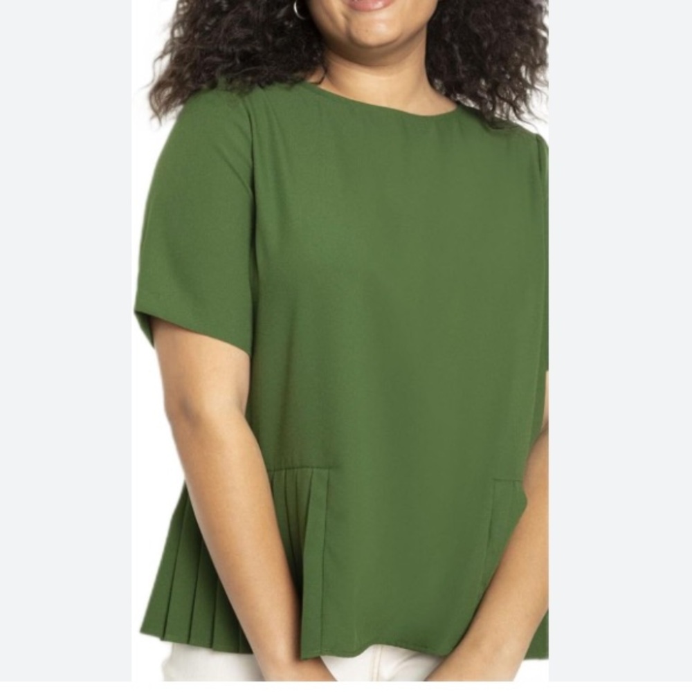 Eloquii Green Boxy Pleated Blouse